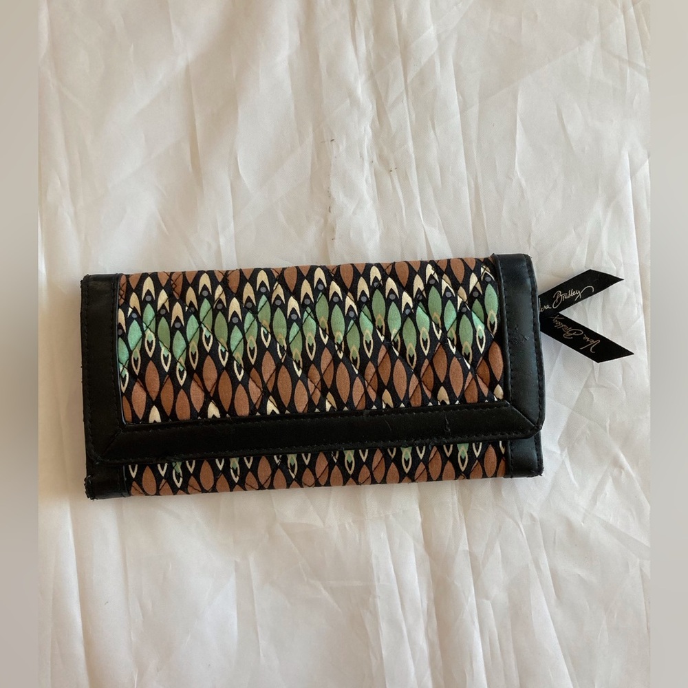 Vera Bradley Trifold Organizer Wallet - Retired Sierra Stream Pattern (2015)